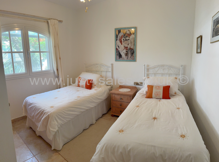 Image No.21-Villa de 4 chambres à vendre à Caleta De Fuste