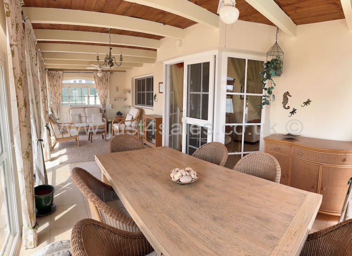 Image No.9-Villa de 4 chambres à vendre à Caleta De Fuste