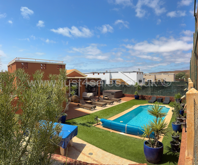 Image No.8-4 Bed Villa for sale