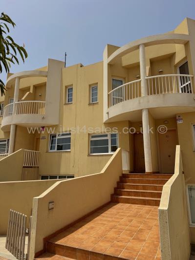 Image No.1-3 Bed Townhouse for sale