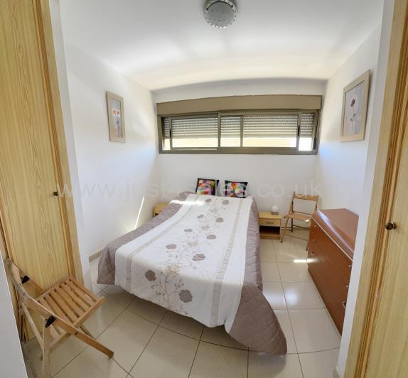 Image No.17-2 Bed Townhouse for sale