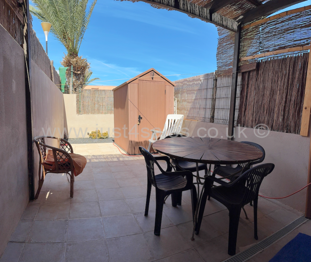 Image No.8-2 Bed Townhouse for sale