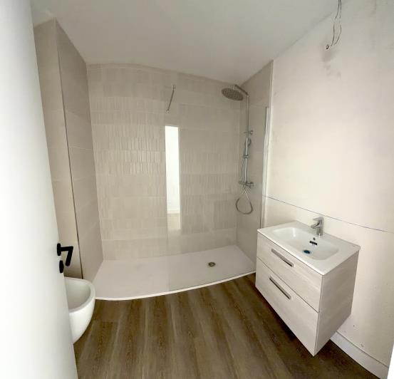 Image No.19-2 Bed Apartment for sale