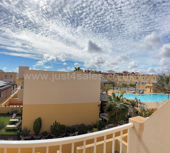 Image No.20-3 Bed Townhouse for sale