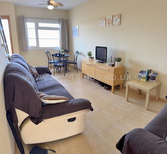 Image No.12-3 Bed Townhouse for sale