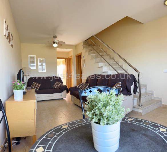 Image No.7-3 Bed Townhouse for sale