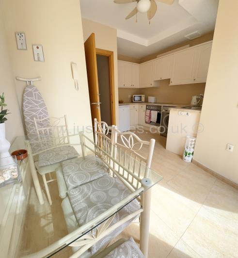 Image No.9-3 Bed Townhouse for sale