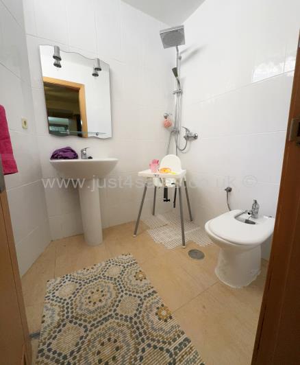 Image No.25-3 Bed Townhouse for sale