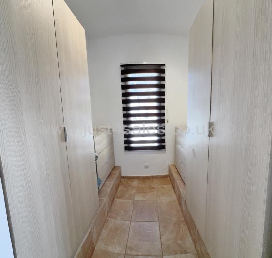 Image No.14-3 Bed Villa for sale