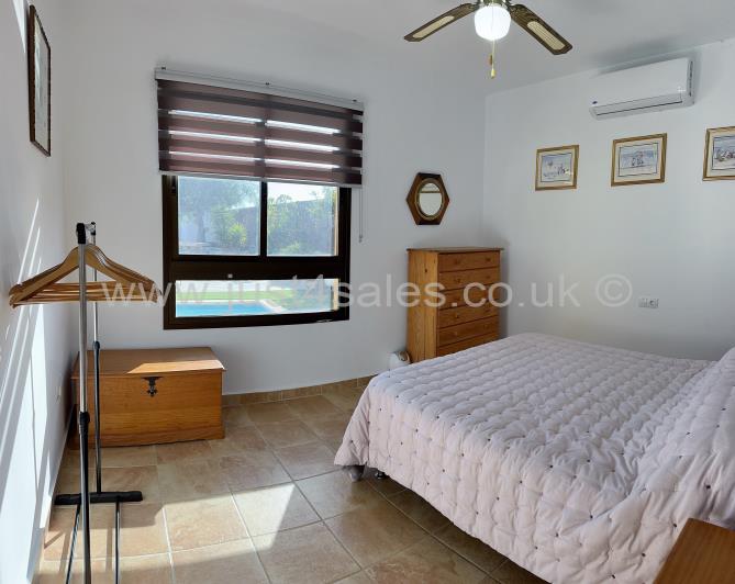 Image No.19-3 Bed Villa for sale