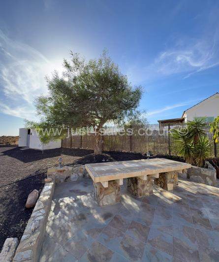 Image No.22-3 Bed Villa for sale