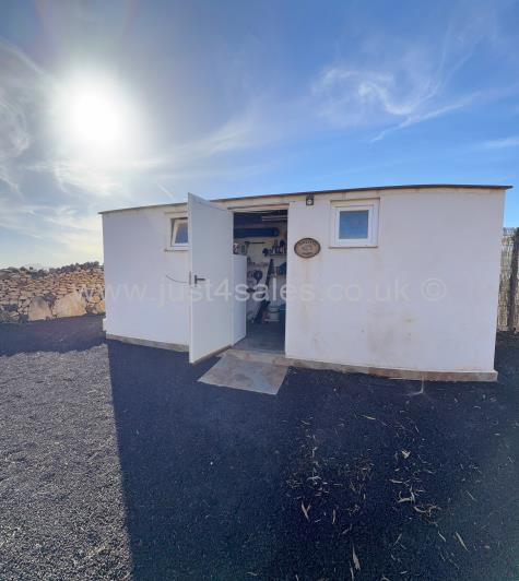 Image No.23-3 Bed Villa for sale