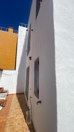 Image No.19-2 Bed Townhouse for sale