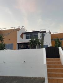 WhatsApp-Image-2025-11-28-at-21-54-00