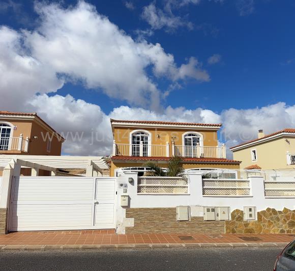 Image No.2-3 Bed Townhouse for sale