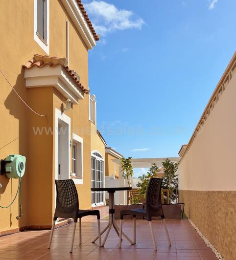 Image No.11-3 Bed Townhouse for sale