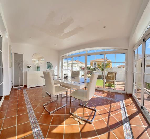 Image No.14-3 Bed Townhouse for sale