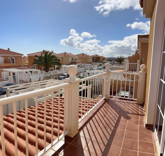 Image No.26-3 Bed Townhouse for sale