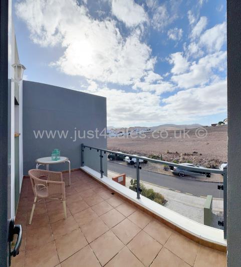 Image No.13-3 Bed Townhouse for sale