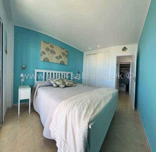 Image No.20-2 Bed Apartment for sale