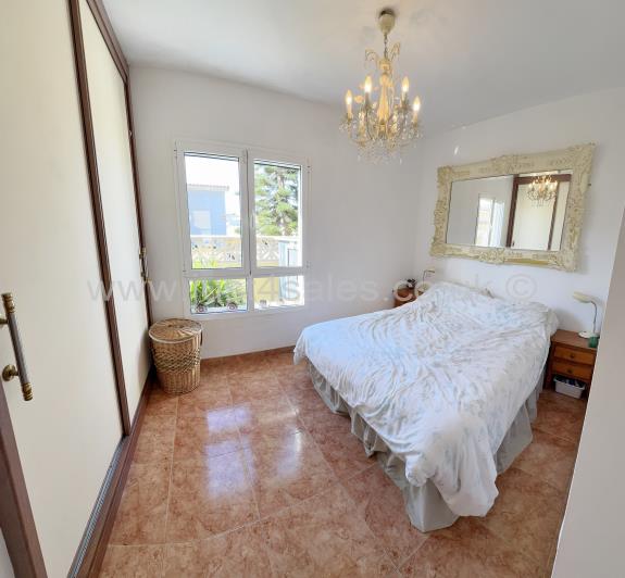 Image No.11-2 Bed Bungalow for sale