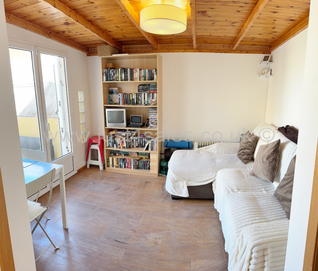 Image No.7-2 Bed Bungalow for sale