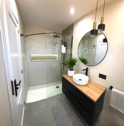 Image No.17-1 Bed Bungalow for sale