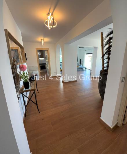 Image No.23-3 Bed Villa for sale