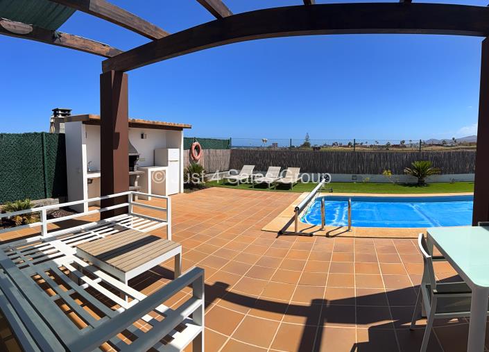 Image No.24-3 Bed Villa for sale