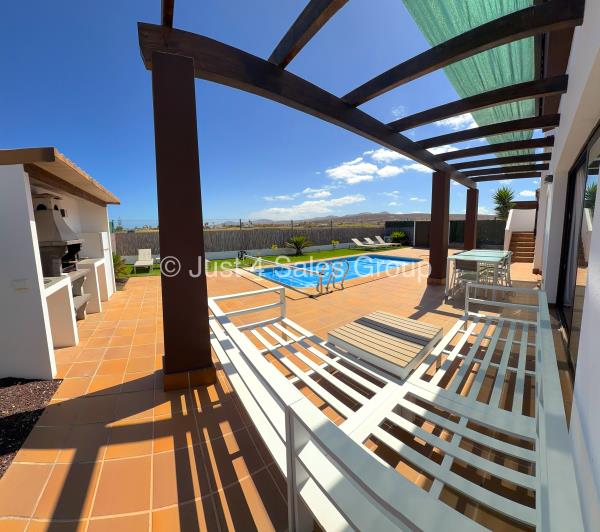 Image No.25-3 Bed Villa for sale