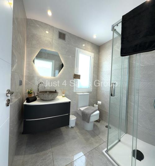 Image No.21-4 Bed Villa for sale