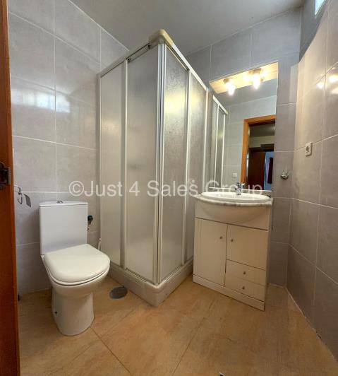 Image No.17-3 Bed Townhouse for sale
