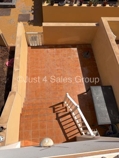 Image No.10-3 Bed Townhouse for sale