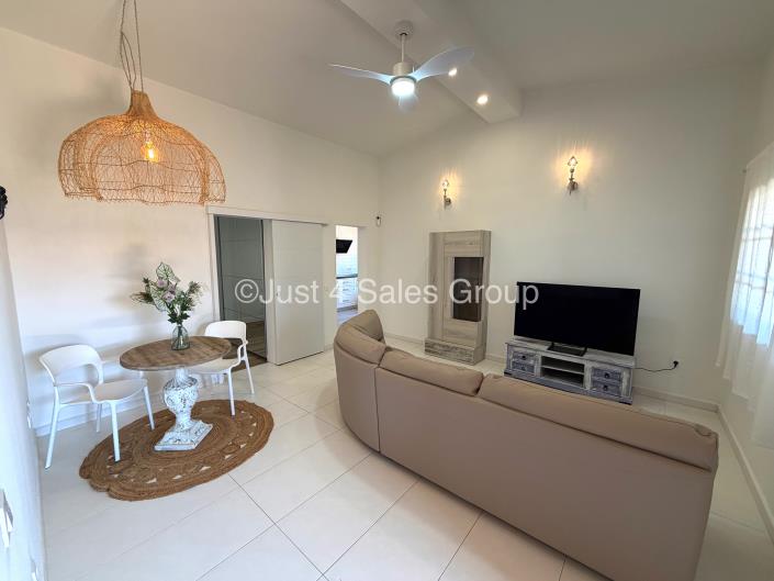 Image No.5-3 Bed Villa for sale