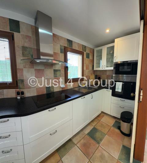 Image No.11-5 Bed Villa for sale