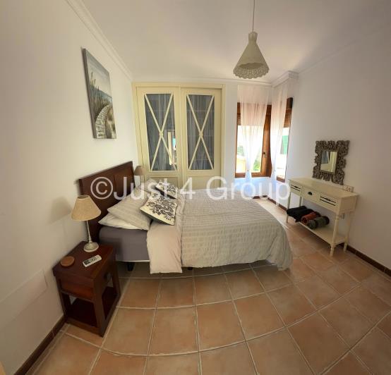 Image No.20-5 Bed Villa for sale