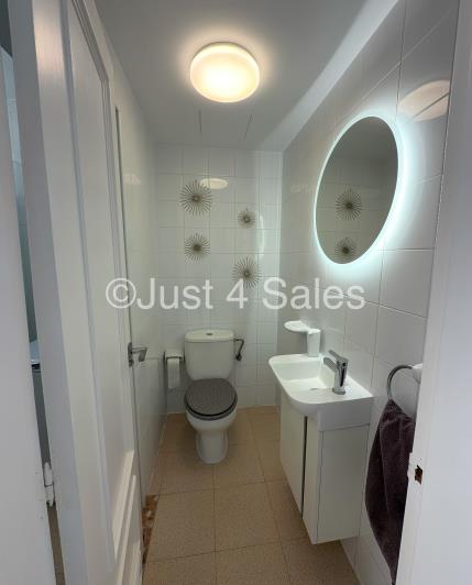 Image No.3-2 Bed Townhouse for sale