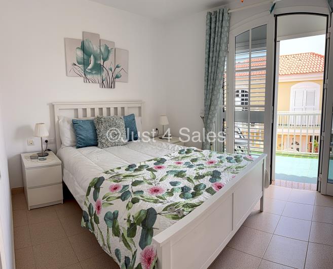 Image No.10-2 Bed Townhouse for sale