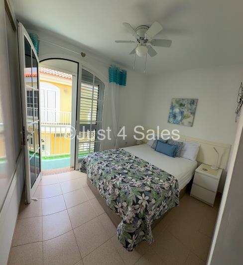 Image No.16-2 Bed Townhouse for sale