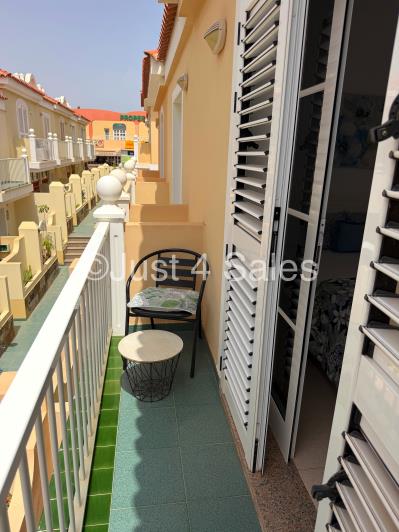 Image No.18-2 Bed Townhouse for sale