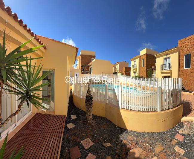 Image No.20-Bungaló con 2 dormitorios en venta
