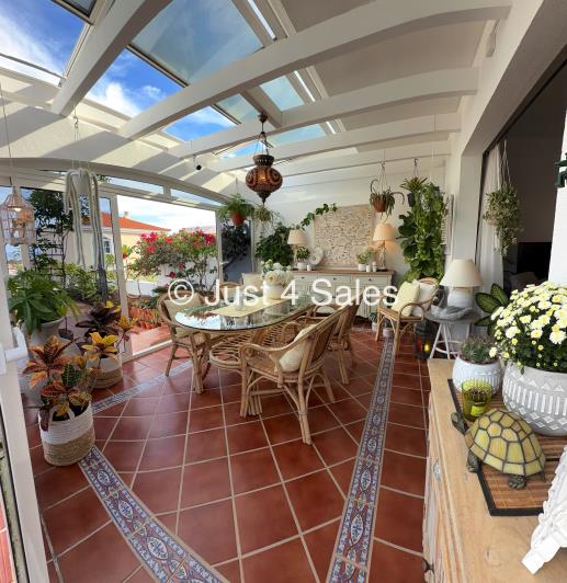 Image No.19-2 Bed Townhouse for sale