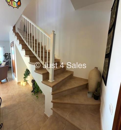 Image No.28-2 Bed Townhouse for sale