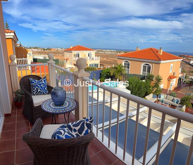 Image No.34-2 Bed Townhouse for sale