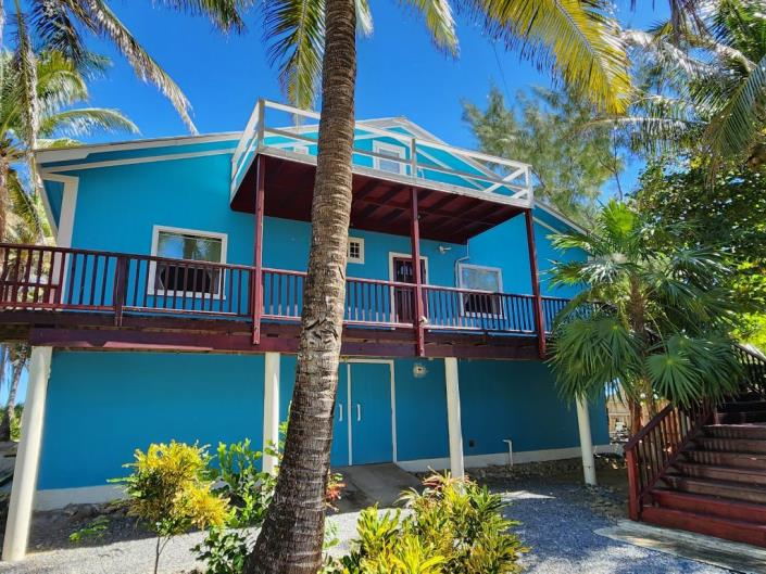 Image No.30-6 Bed House for sale