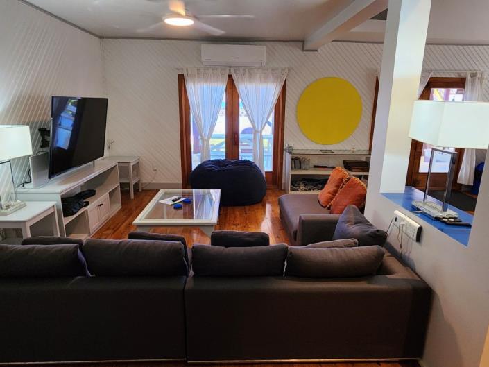 Image No.5-6 Bed House for sale