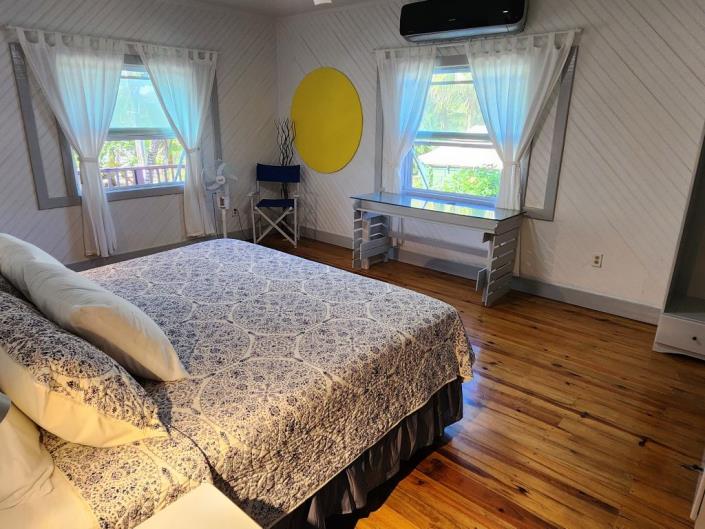 Image No.20-6 Bed House for sale