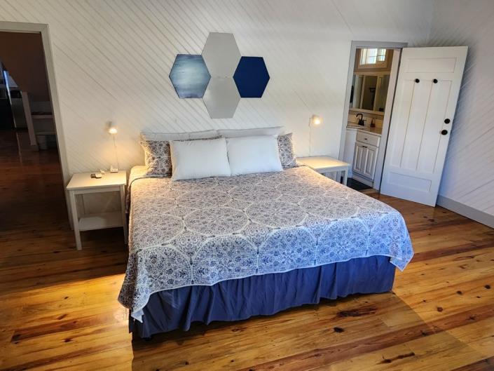 Image No.17-6 Bed House for sale