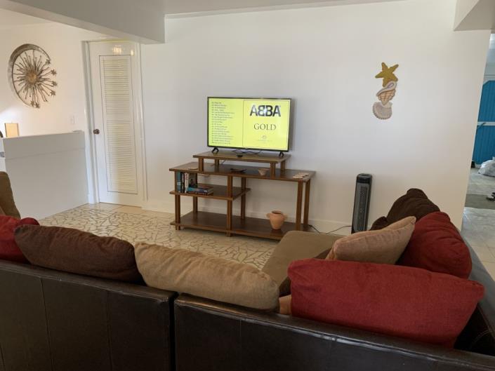 Image No.49-6 Bed House for sale