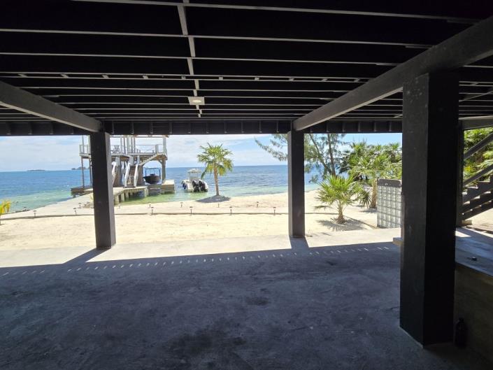 Image No.13-2 Bed House for sale